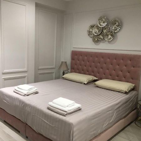 Onira Luxury Rooms ซารานเดอ ภายนอก รูปภาพ