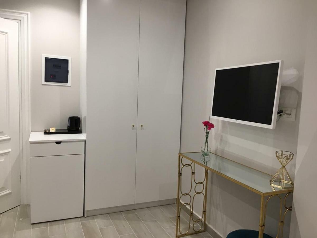 Onira Luxury Rooms ซารานเดอ ภายนอก รูปภาพ